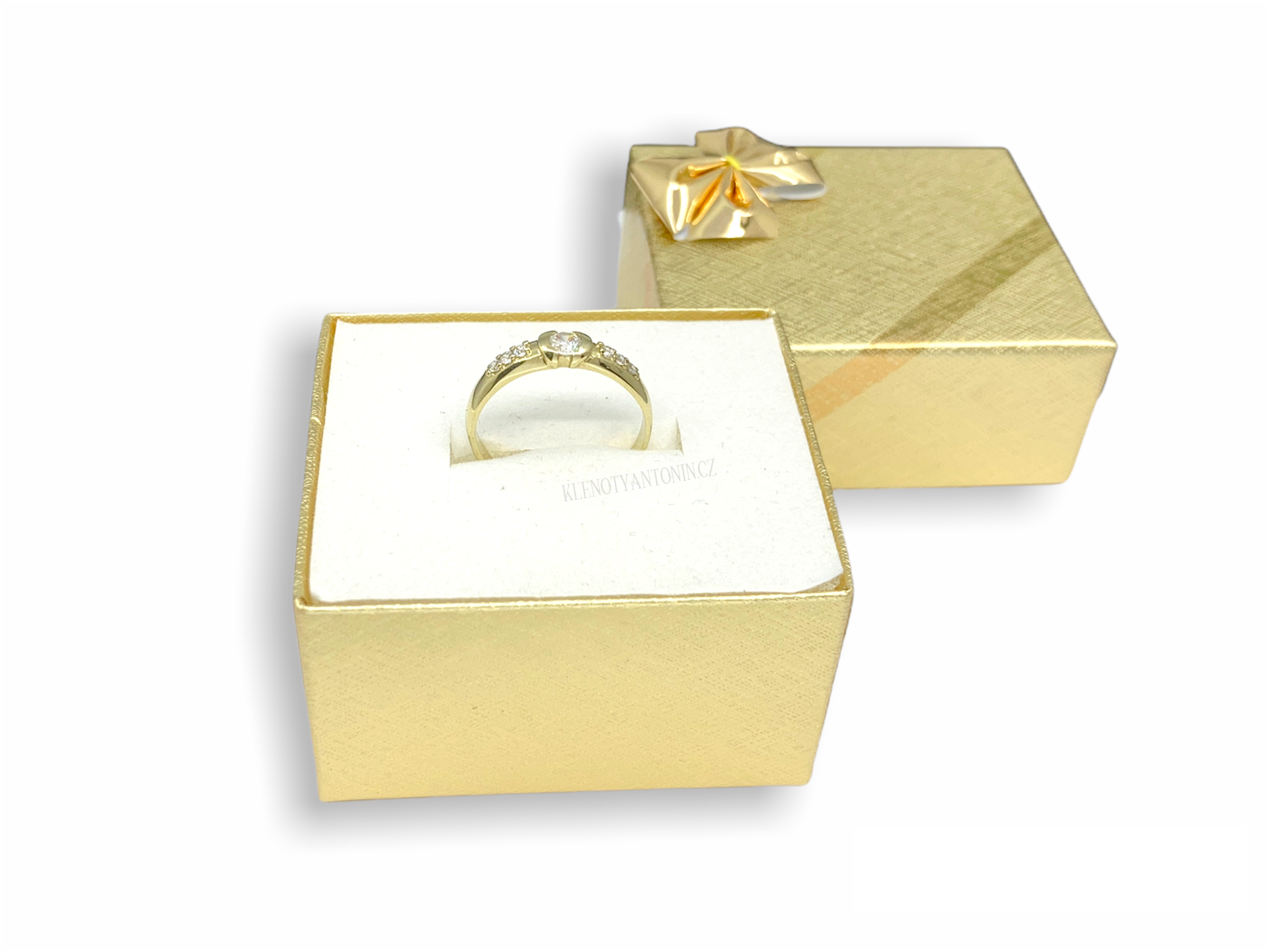 Zlatý prsten s bílými kameny vel. 54 (585/1000, 1.85 g)