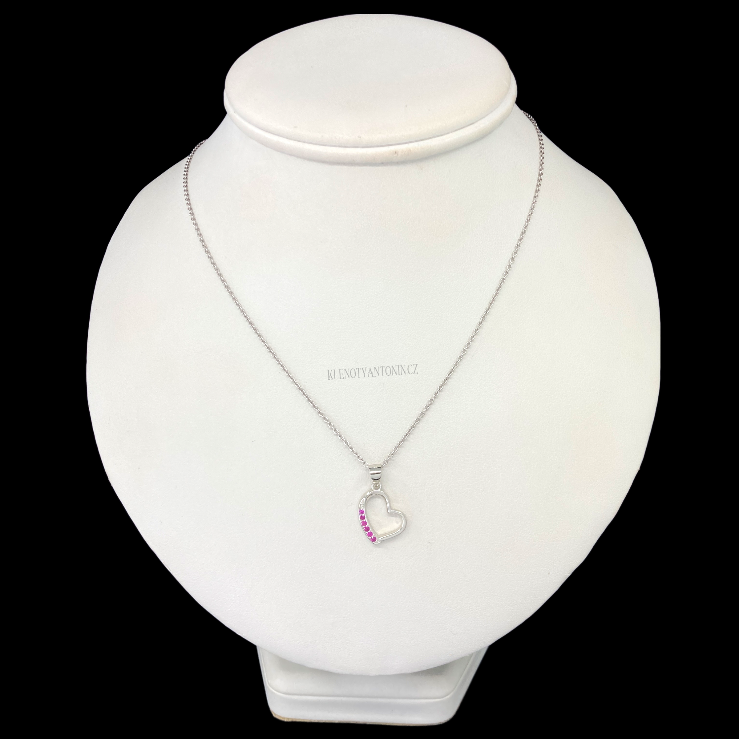 Stříbrný přívěsek srdíčko s růžovými kameny 286573 (Ag 925/1000)
