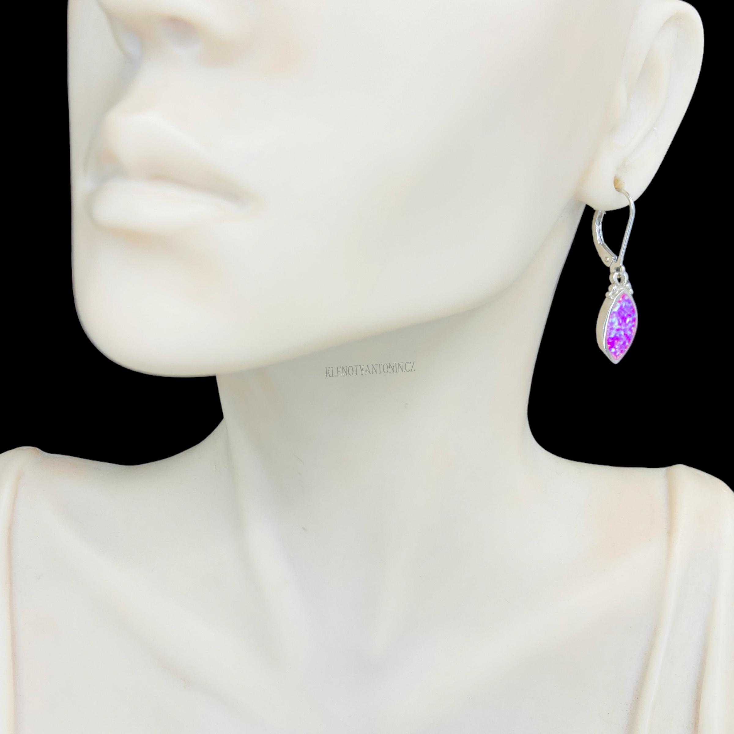 Stříbrné visací náušnice s opály 289075 (Ag 925/1000)