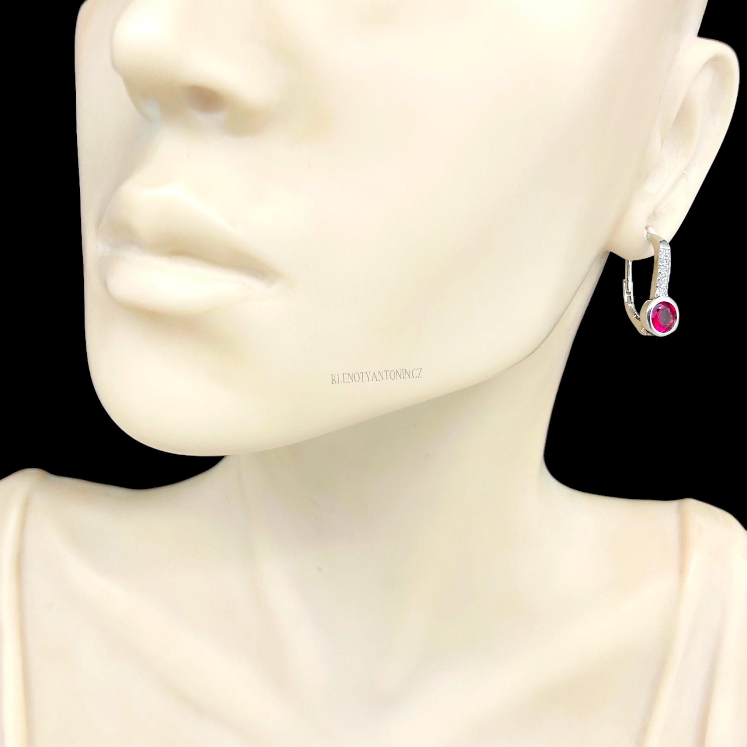 Stříbrné visací náušnice s růžový kamenem 289486 (Ag 925/1000)